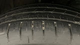 Used 2023 Maruti Suzuki Baleno Zeta CNG Petrol+cng Manual tyres RIGHT FRONT TYRE TREAD VIEW
