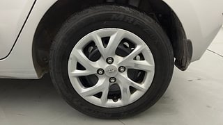 Used 2017 Hyundai Grand i10 [2017-2020] Sportz (O) 1.2 kappa VTVT Petrol Manual tyres LEFT REAR TYRE RIM VIEW