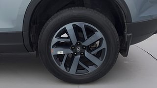 Used 2021 Tata Safari XZA Plus Adventure Diesel Automatic tyres LEFT REAR TYRE RIM VIEW