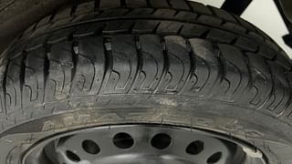Used 2015 Maruti Suzuki Wagon R 1.0 [2010-2019] VXi Petrol Manual tyres LEFT REAR TYRE TREAD VIEW