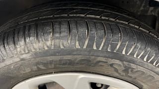 Used 2018 Hyundai Eon [2011-2018] Magna + Petrol Manual tyres RIGHT FRONT TYRE TREAD VIEW