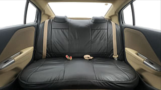 Used 2014 Honda City [2014-2017] V Petrol Manual interior REAR SEAT CONDITION VIEW