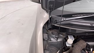 Used 2018 Maruti Suzuki Swift [2017-2021] ZXi AMT Petrol Automatic engine ENGINE RIGHT SIDE HINGE & APRON VIEW