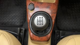 Used 2011 Maruti Suzuki Swift Dzire VXI 1.2 Petrol Manual interior GEAR  KNOB VIEW