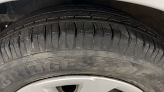 Used 2018 Hyundai Eon [2011-2018] Magna + Petrol Manual tyres LEFT FRONT TYRE TREAD VIEW