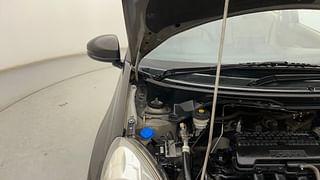 Used 2015 Honda Amaze 1.2L SX Petrol Manual engine ENGINE RIGHT SIDE HINGE & APRON VIEW