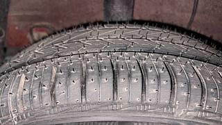 Used 2017 Hyundai Grand i10 [2017-2020] Asta 1.2 CRDi Diesel Manual tyres RIGHT REAR TYRE TREAD VIEW