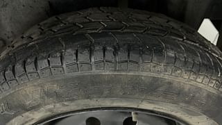 Used 2014 Maruti Suzuki Swift [2011-2017] VXi Petrol Manual tyres LEFT REAR TYRE TREAD VIEW