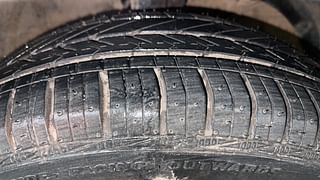 Used 2018 Maruti Suzuki Swift [2017-2021] ZXi AMT Petrol Automatic tyres RIGHT FRONT TYRE TREAD VIEW