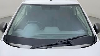 Used 2019 Renault Kwid [2015-2019] 1.0 RXT AMT Opt Petrol Automatic exterior FRONT WINDSHIELD VIEW