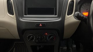 Used 2020 Maruti Suzuki Wagon R 1.0 [2019-2022] LXI (O) CNG Petrol+cng Manual interior MUSIC SYSTEM & AC CONTROL VIEW