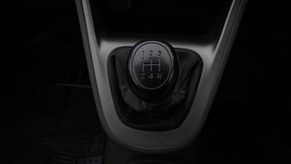 Used 2016 Hyundai i10 [2010-2016] Magna Petrol Petrol Manual interior GEAR  KNOB VIEW