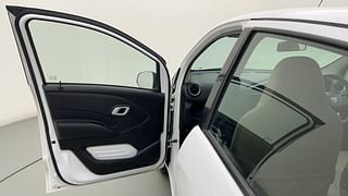 Used 2018 Datsun Redi-GO [2015-2019] S 1.0 Petrol Manual interior LEFT FRONT DOOR OPEN VIEW