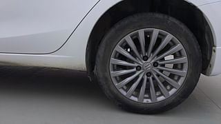 Used 2015 Maruti Suzuki Ciaz [2014-2017] ZXi Petrol Manual tyres LEFT REAR TYRE RIM VIEW