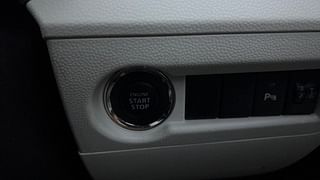 Used 2017 Maruti Suzuki Ignis [2017-2020] Zeta AMT Petrol Petrol Automatic top_features Keyless start