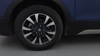 Used 2021 Maruti Suzuki S-Cross Zeta 1.5 Petrol Manual tyres LEFT FRONT TYRE RIM VIEW