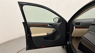 Used 2016 Volkswagen Jetta [2013-2017] Comfortline TSI Petrol Manual interior LEFT FRONT DOOR OPEN VIEW