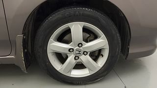 Used 2011 Honda City V Petrol Manual tyres RIGHT FRONT TYRE RIM VIEW