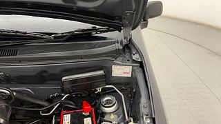 Used 2021 Maruti Suzuki Alto 800 [2019-2022] LXI Petrol Manual engine ENGINE LEFT SIDE HINGE & APRON VIEW