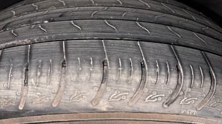 Used 2022 Kia Carens Prestige 1.4 Petrol 7 STR Petrol Manual tyres LEFT REAR TYRE TREAD VIEW