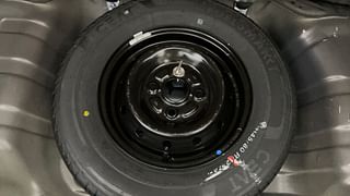 Used 2021 Maruti Suzuki Alto 800 [2019-2022] LXI Petrol Manual tyres SPARE TYRE VIEW