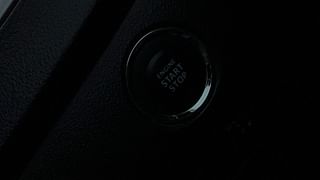 Used 2020 Maruti Suzuki Baleno [2019-2022] Alpha AT Petrol Petrol Automatic top_features Keyless start