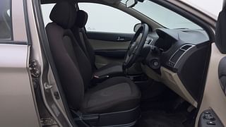 Used 2013 Hyundai i20 [2012-2014] Sportz 1.4 CRDI Diesel Manual interior RIGHT SIDE FRONT DOOR CABIN VIEW