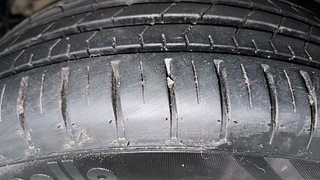 Used 2022 Maruti Suzuki Baleno Zeta AT Petrol Petrol Automatic tyres LEFT FRONT TYRE TREAD VIEW