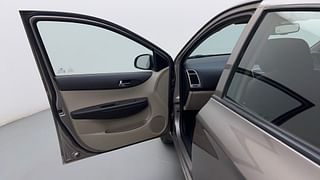 Used 2013 Hyundai i20 [2012-2014] Sportz 1.4 CRDI Diesel Manual interior LEFT FRONT DOOR OPEN VIEW