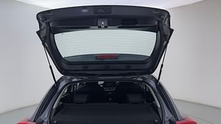 Used 2022 Maruti Suzuki Baleno Zeta AT Petrol Petrol Automatic interior DICKY DOOR OPEN VIEW