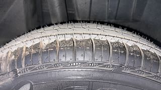 Used 2017 Maruti Suzuki Dzire [2017-2020] VXI AMT Petrol Automatic tyres RIGHT REAR TYRE TREAD VIEW