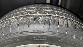 Used 2017 Maruti Suzuki Ciaz [2014-2017] ZXI+ Petrol Manual tyres LEFT REAR TYRE TREAD VIEW