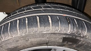 Used 2022 Renault Triber RXZ AMT Petrol Automatic tyres RIGHT REAR TYRE TREAD VIEW