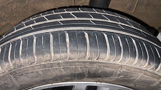 Used 2022 Renault Triber RXZ AMT Petrol Automatic tyres LEFT REAR TYRE TREAD VIEW
