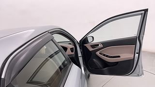 Used 2019 Hyundai Elite i20 [2018-2020] Sportz Plus 1.2 Petrol Manual interior RIGHT FRONT DOOR OPEN VIEW