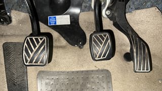 Used 2017 Maruti Suzuki Ciaz [2014-2017] ZXI+ Petrol Manual interior PEDALS VIEW