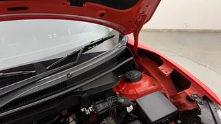 Used 2022 Maruti Suzuki Swift ZXI AMT Petrol Automatic engine ENGINE LEFT SIDE HINGE & APRON VIEW