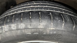 Used 2017 Maruti Suzuki Ciaz [2014-2017] ZXI+ Petrol Manual tyres LEFT FRONT TYRE TREAD VIEW