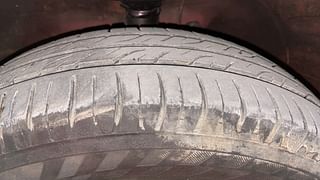 Used 2012 Maruti Suzuki Wagon R 1.0 [2010-2019] VXi Petrol Manual tyres LEFT FRONT TYRE TREAD VIEW