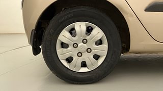 Used 2010 Hyundai i10 [2007-2010] Magna 1.2 Petrol Petrol Manual tyres RIGHT REAR TYRE RIM VIEW