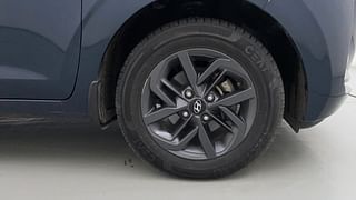 Used 2021 Hyundai Grand i10 Nios Sportz AMT 1.2 Kappa VTVT Petrol Automatic tyres RIGHT FRONT TYRE RIM VIEW