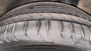 Used 2015 Maruti Suzuki Baleno [2015-2019] Alpha Petrol Petrol Manual tyres LEFT REAR TYRE TREAD VIEW