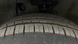 Used 2015 Hyundai Elite i20 [2014-2018] Asta 1.4 CRDI Diesel Manual tyres LEFT FRONT TYRE TREAD VIEW