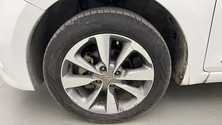Used 2015 Hyundai Elite i20 [2014-2018] Asta 1.4 CRDI Diesel Manual tyres LEFT FRONT TYRE RIM VIEW