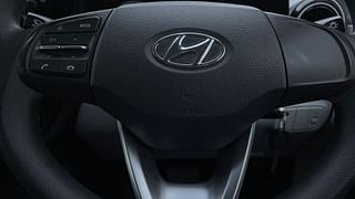 Used 2021 Hyundai Grand i10 Nios Sportz AMT 1.2 Kappa VTVT Petrol Automatic top_features Airbags