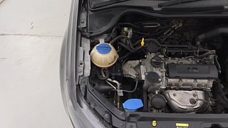 Used 2014 Volkswagen Polo [2010-2014] Highline1.2L (P) Petrol Manual engine ENGINE RIGHT SIDE VIEW