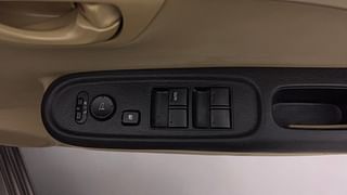 Used 2015 Honda Brio [2011-2016] S MT Petrol Manual top_features Power windows