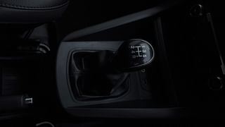 Used 2019 Ford Figo [2019-2021] Titanium Petrol Petrol Manual interior GEAR  KNOB VIEW