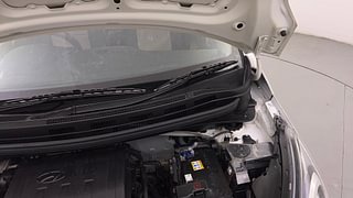 Used 2018 Hyundai Xcent [2017-2019] S AT Petrol Petrol Automatic engine ENGINE LEFT SIDE HINGE & APRON VIEW