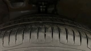Used 2017 Hyundai Grand i10 [2017-2020] Asta 1.2 Kappa VTVT Petrol Manual tyres LEFT FRONT TYRE TREAD VIEW